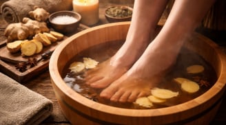 Cách làm nước gừng ngâm chân: Thư giãn ngủ ngon, dưỡng khí huyết, giữ gìn thanh xuân, trẻ lâu
