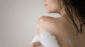 Các biện pháp giúp hạn chế da khô, ngứa rát sau khi tắm