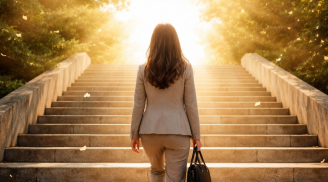 3 dấu hiệu cho thấy bạn đang được “quý nhân” âm thầm hỗ trợ, càng đi càng mở lối