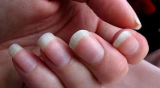 Tận dụng nước vo gạo để giúp móng tay chắc khỏe và bớt giòn gãy