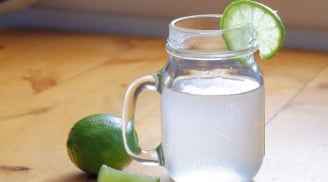 Ngày Tết, uống nước chanh theo cách này giúp nhẹ bụng, hạn chế tăng cân