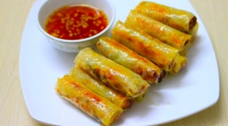 Cách làm chả ram bắp siêu đơn giản cho Tết, vàng ươm, vỏ ngoài giòn rụm, nhìn là muốn ăn