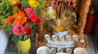 Cúng Rằm tháng Giêng đừng chỉ chọn mỗi Cúc, 3 loại hoa này thần Tài mới ưng