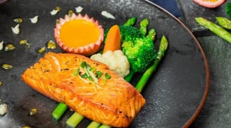 Cách làm cá hồi sốt chanh leo ngon cực phẩm