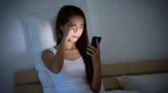 Ngủ muộn mấy giờ mới tính là thức khuya? Sự thật không phải 11 hay 12 giờ đêm