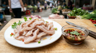 Cách luộc tai lợn trắng giòn, không hôi chỉ trong 30 phút tại nhà