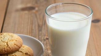 4 nhóm người không nên uống sữa vào buổi sáng