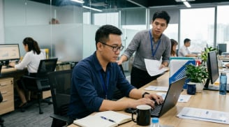 5 cách người EQ cao xử lý khi bị đồng nghiệp “đẩy việc” mà vẫn giữ được hòa khí