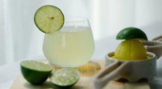 Mỗi sáng uống một cốc nước chanh, sau 2 tuần, cơ thể có 5 thay đổi tuyệt vời