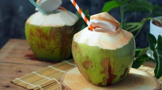 5 người nên thường xuyên uống nước dừa
