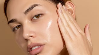 3 điều cần điều chỉnh để giữ da luôn ổn định khi da đổ nhiều dầu trời nắng nóng