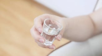 90% người uống rượu mắc sai lầm này mà không biết âm thầm 'rút ngắn' tuổi thọ