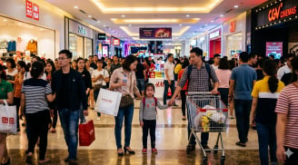 Đưa con đi đâu dịp lễ? Tránh ngay 3 kiểu địa điểm dễ gây tổn thương cảm xúc