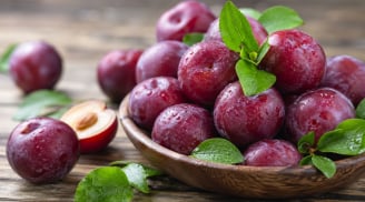 Những người nên hạn chế ăn quả mận: Ngon miệng nhưng không phải ai cũng hợp