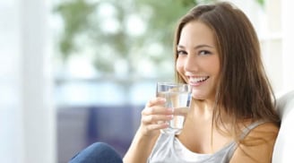 4 khung giờ uống nước ấm tốt cho sức khỏe