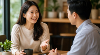 Người có phúc khí thường giữ được 3 cách nói chuyện này, đi đâu cũng được quý mến