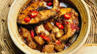 Cách nấu món cá kho thịt ba chỉ ngon không tanh