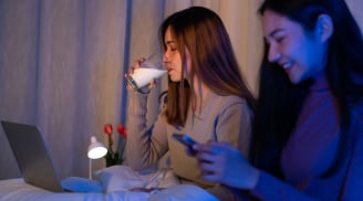 Uống 1 cốc sữa trước khi ngủ có béo không?