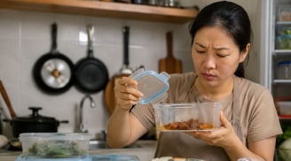 2 thói quen tiết kiệm của phụ nữ, tưởng tốt lại có thể làm tăng nguy cơ ung thư cho chồng con