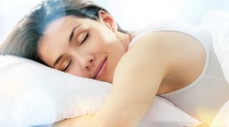 4 thói quen trước khi ngủ giúp làn da chậm lão hóa hơn, nhiều người bỏ qua điều cuối cùng
