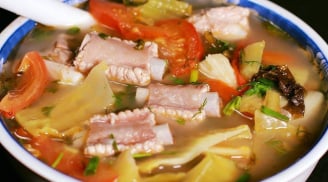 Cách nấu canh sườn chua ngon tại nhà