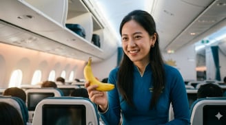 Tại sao tiếp viên hàng không luôn mang theo quả chuối lên máy bay? Sự thật bất ngờ ít ai biết
