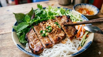 Cách làm bún thịt nướng chuẩn quán, thơm lừng ai ăn cũng mê