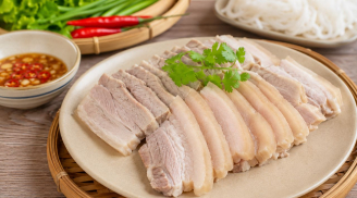Sai lầm khiến thịt luộc bị khô và mất vị ngọt, chỉnh ngay để miếng thịt mướt căng mọng, ngọt đậm vị