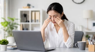 5 cách luyện tập cực nhanh giúp đôi mắt sáng khỏe hơn cho người thường làm việc máy tính