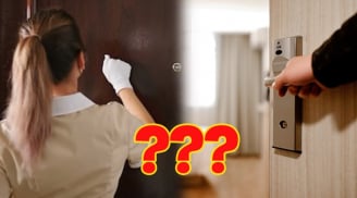Tại sao bạn phải 'gõ cửa 3 lần' khi nhận phòng khách sạn?