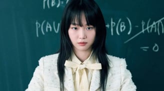 Nữ chính “Teach You a Lesson” ghi điểm với phong cách trẻ trung, tối giản ở tuổi 37