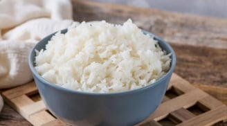 Sai lầm khi bảo quản cơm nguội có thể tăng nguy cơ ngộ độc thực phẩm