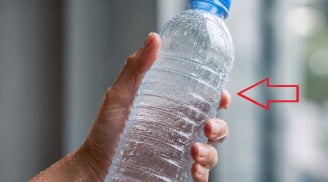 Vì sao nước đóng chai phải có nhiều đường gân?