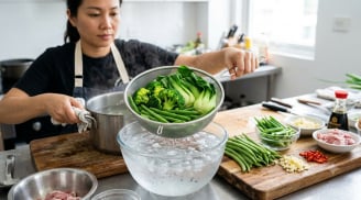 Cách xào rau giữ màu xanh và độ giòn tự nhiên