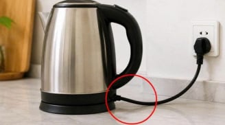 Vì sao dây điện của ấm siêu tốc thường siêu ngắn?