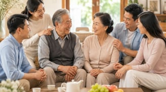 Nhiều cha mẹ không để ý: Về già càng nói nhiều 3 chuyện này, gia đình càng dễ nảy sinh mâu thuẫn