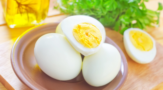 Cách luộc trứng dễ bóc vỏ