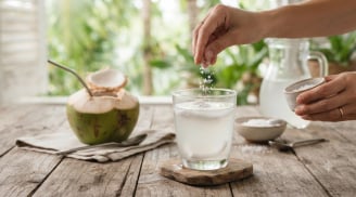 Vì sao bạn nên bỏ một chút muối vào nước dừa?