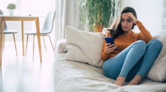 Xu hướng phụ nữ sống một mình và nỗi cô đơn giữa thành phố đông người