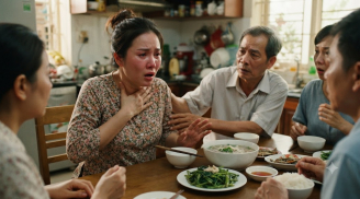 Ung thư thực quản diễn tiến cực âm thầm: Chỉ cần xuất hiện dấu hiệu này khi ăn, hãy đi khám ngay!