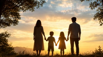 Cha mẹ làm 3 việc này, đời con dễ gặp phúc lộc, lớn lên có nền tảng để thành công