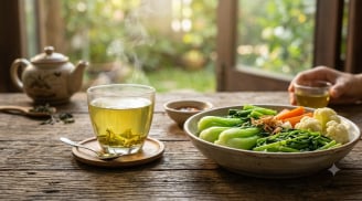 Trà xanh có thể hỗ trợ giảm gan nhiễm mỡ, hạ men gan? Nhiều người uống mỗi ngày nhưng chưa biết hết lợi ích