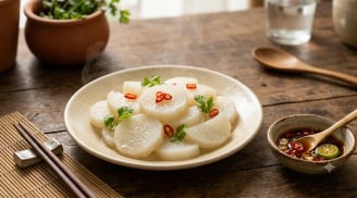 Loại củ rẻ bèo được ví như 'nhân sâm trắng' mùa lạnh: Dưỡng gan thận, ngừa sỏi và chống ung thư cực tốt!