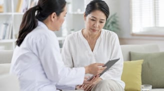 Chuyên gia hướng dẫn cách chăm sóc sức khỏe phụ nữ tiền mãn kinh