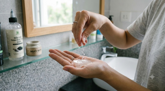Vì sao nên thêm chút muối vào dầu gội đầu?