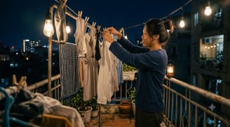 Vì sao người xưa dặn không bao giờ phơi quần áo ngoài sân ban đêm?