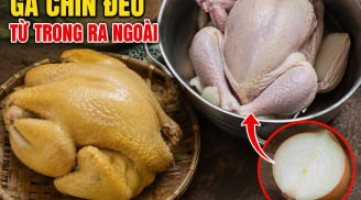 Luộc gà không cần nước, cho nửa củ này vào nồi gà chín đều từ trong ra ngoài
