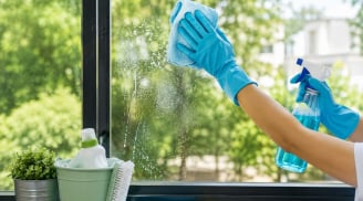 7 mẹo lau kính sạch bóng, không để lại vệt: Càng biết sớm càng đỡ mất công