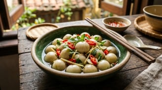 Bí quyết muối cà pháo trắng giòn sần sật, để cả tuần không nổi váng hay bị thâm