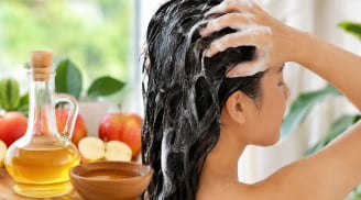 Vì sao nhiều người thêm giấm vào gội đầu?